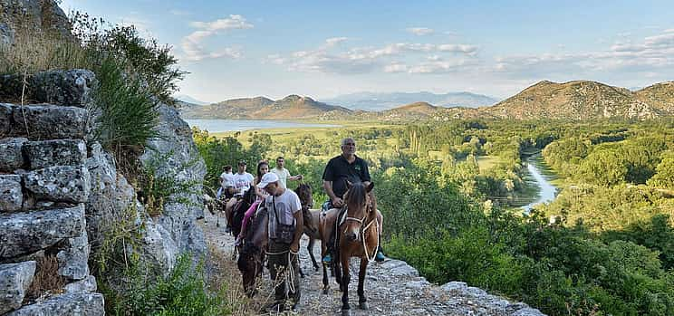 Foto 1 Excursión a caballo por el lago Skadar y Zabljak Crnojevica