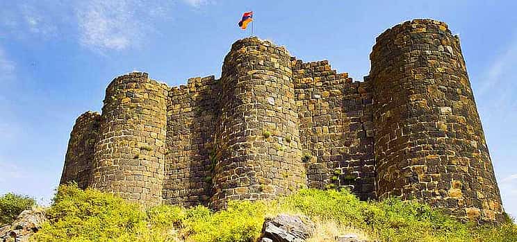 Photo 1 Индивидуальный тур: Крепость Амберд, монастыри Сагмосаванк и Ованаванк, памятник Армянскому алфавиту