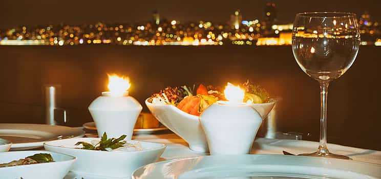 Foto 1 Istanbul Dinner Cruise (Bosphorus by Night)
