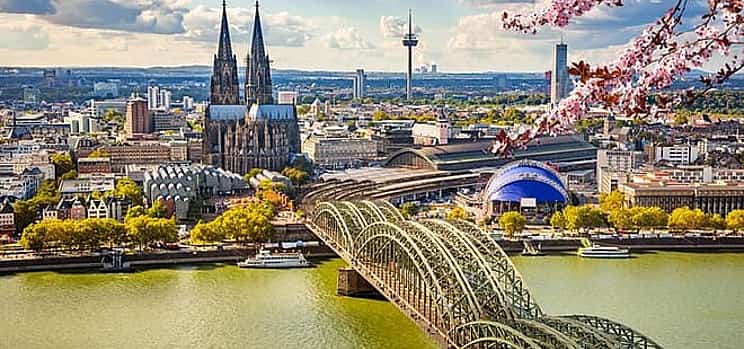 Photo 1 Private direct transfer from Amsterdam to Cologne