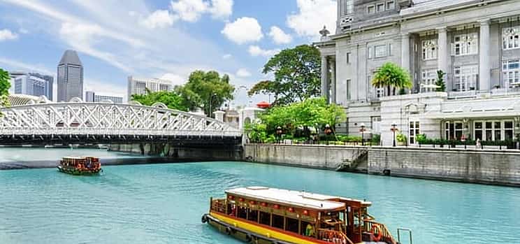 Photo 1 Singapore Historical Waterway: City Exploration Game