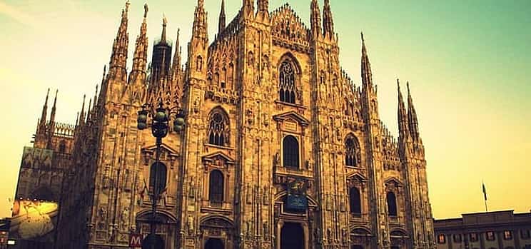 Photo 1 Private Transfer from Rome to Milan with 2 hours for sightseeing