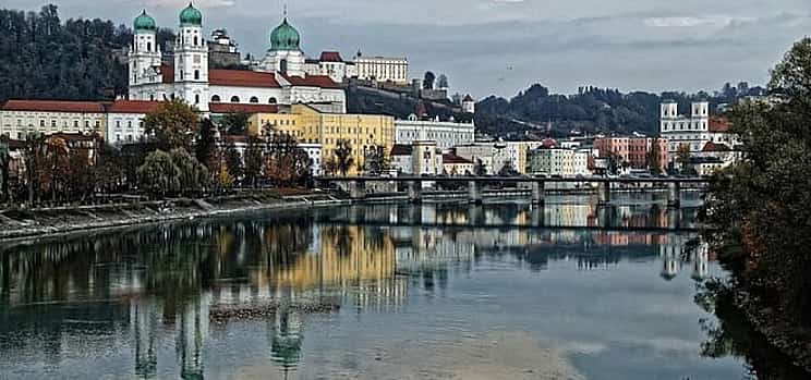 Foto 1 Private Direct Transfer From Munich Airport to Passau