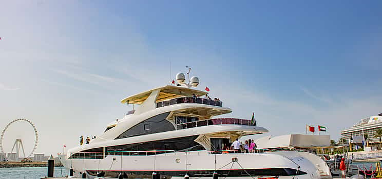Photo 1 Dubai Harbour Superyacht Experience with Live Station