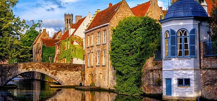 Photo 1 Private direct transfer from Amsterdam to Bruges