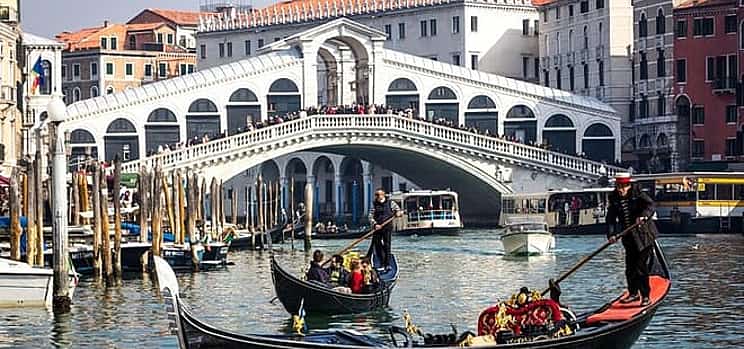 Photo 1 Private Direct Transfer From Ravena to Venice