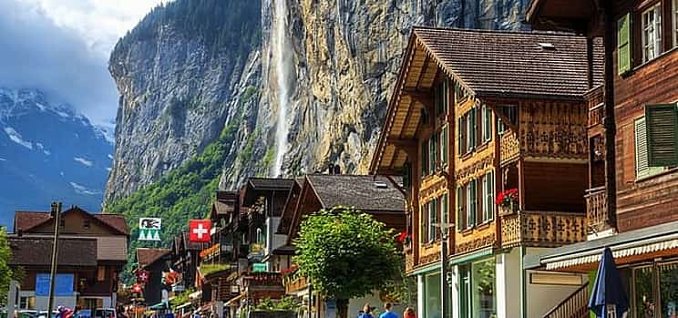 Photo 1 Lauterbrunnen-Mürren: Swiss Alps Small Group Tour from Interlaken