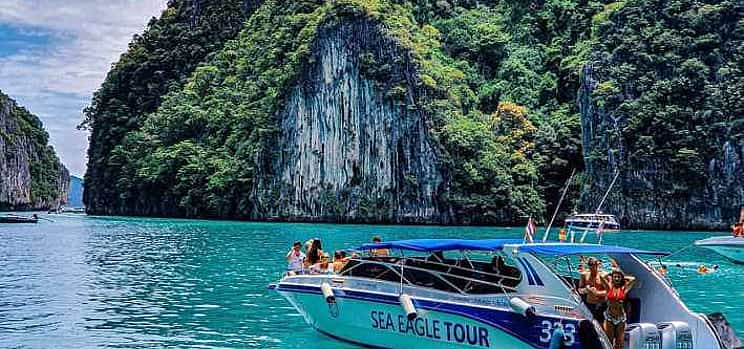 Photo 1 Phi Phi Island: Sunset Deluxe Speedboat Tour