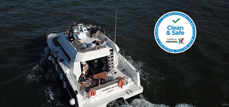 Photo 1 Motor catamaran up to 18 people in Lisbon