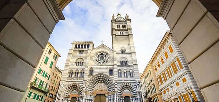 Foto 1 Private direct transfer from Geneva to Genoa