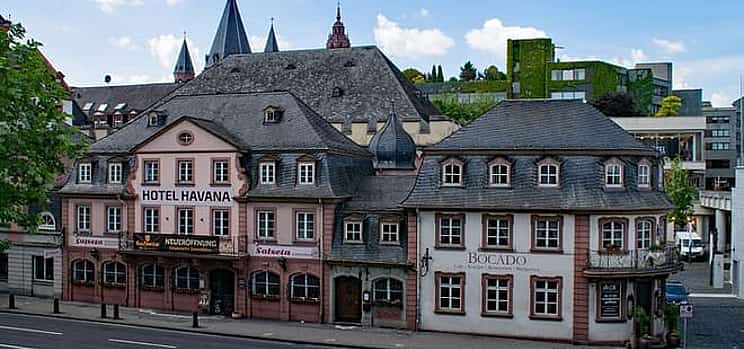 Photo 1 Private Transfer From Prague to Mainz with English Driver