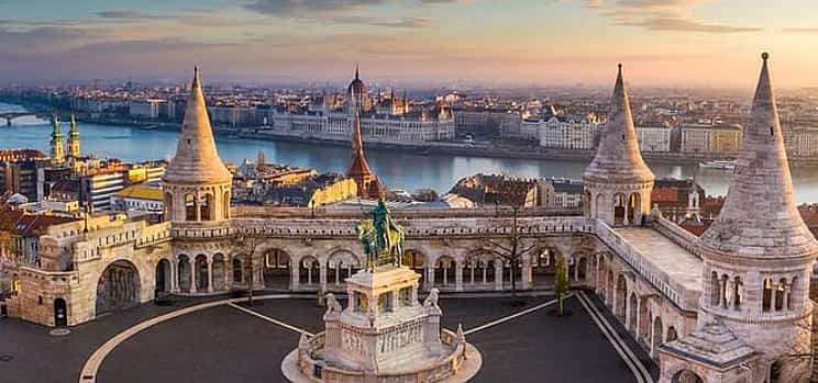 Photo 1 Private transfer from Split to Budapest with 2h for sightseeing
