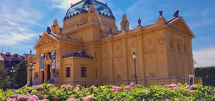 Photo 1 Private direct transfer with local driver from Trieste to Zagreb