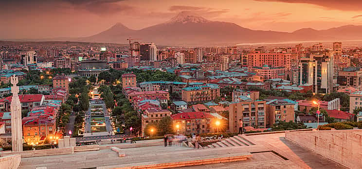 Photo 1 Personalized walking tour around the main sights of Yerevan