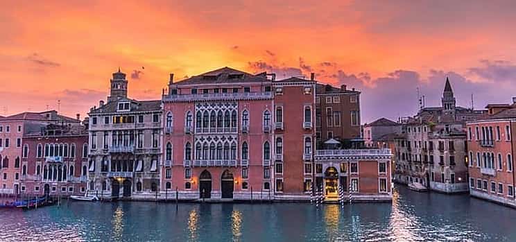 Photo 1 Private Transfer from Milan to Venice with a 2h Stop in Verona
