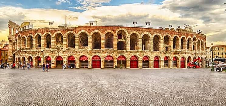 Photo 1 Private transfer from Zurich to Verona with 2h sightseeing stop