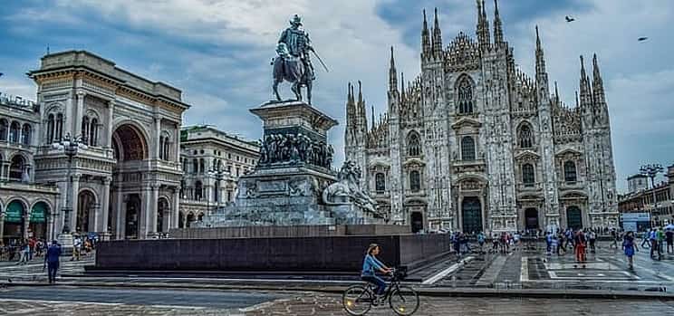 Photo 1 Private Transfer From Venice to Milan with a 2 Hour Stop