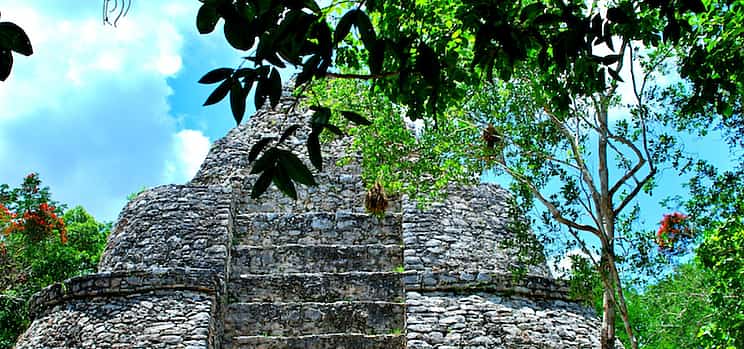 Foto 1 Expedición al Interior de los Mayas con Cobá y Punta Laguna