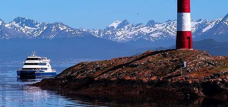 Photo 1 Ushuaia, Navigation Beagle Channel and Isla de Lobos - Half day