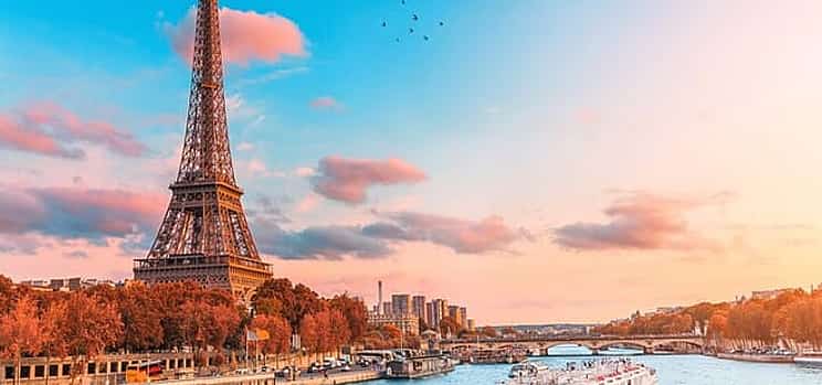 Photo 1 Private direct transfer from Rotterdam to Paris