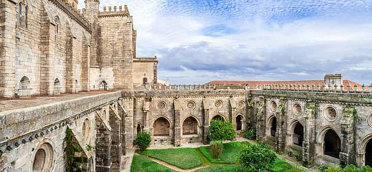 Foto 1 Excursión a Évora y Monsaraz desde Sintra