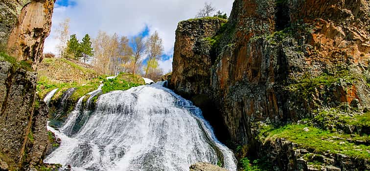 Photo 1 Private Tour to Khor Virap, Noravank, Bird Cave and Jermuk Waterfall