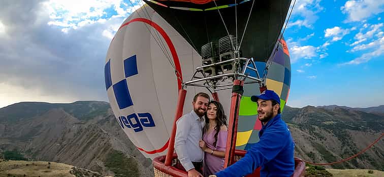 Photo 1 Valentine's Day Ballooning