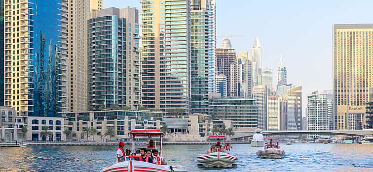 Foto 1 60 minutos en lancha rápida desde el puerto deportivo de Dubai