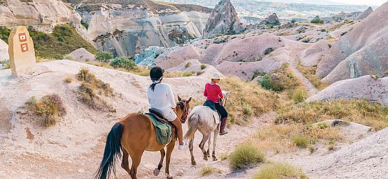 Фото 1 2-часовая конная прогулка по Каппадокии