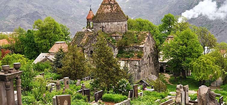 Photo 1 Private Transfer from Yerevan to Tbilisi with Sightseeing / 2stops
