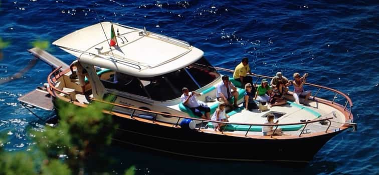 Фото 1 Sorrento Coast and Capri Fun&Swim Boat Tour