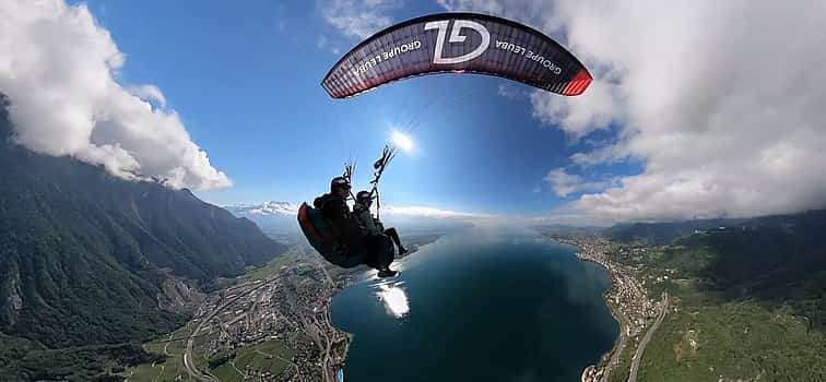 Photo 1 Montreux Paragliding Tandem Flight