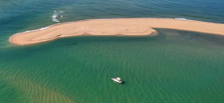 Foto 1 Personalisierte Öko-Entdeckung: Faro's Ria Formosa Private Boat Tour - Gönnen Sie sich ein solarbetriebenes Vergnügen im Naturpark der Algarve