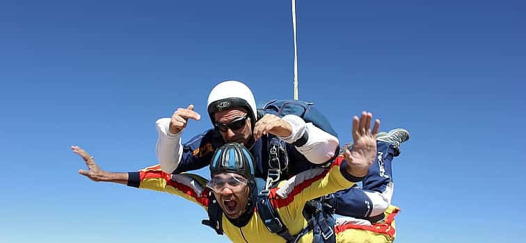 Photo 1 Tandem Skydive the Palm Dubai Dropzone - Certificate (open date)